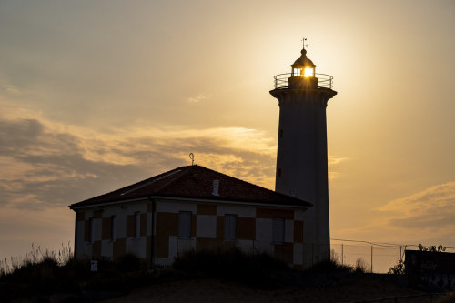 BIBIONE. IL FARO DI PUNTA TAGLIAMENTO by FRANCO600D UNA NUOVA LUCE NEL BUIO.  Nuova vita per i fari 