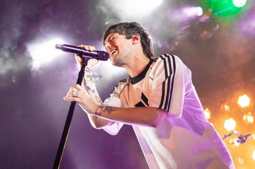 Louis performing in Madrid - 10/3