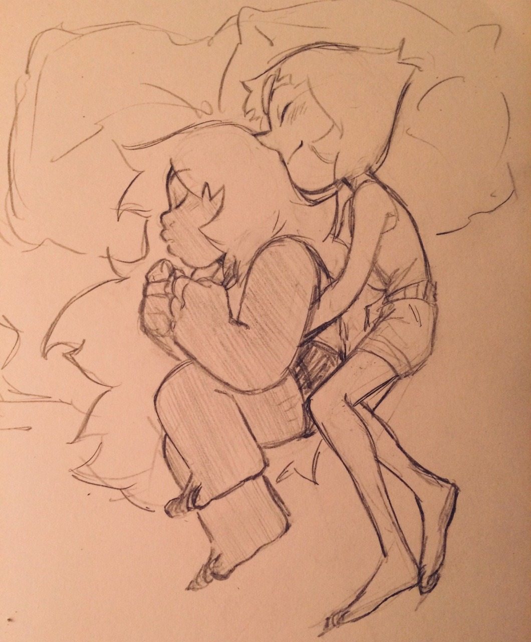 oliviajoytaylor: Cuddles  