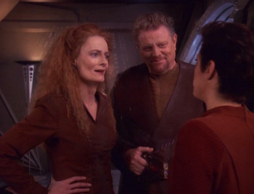 kaywinnet:Screencaps of awesome female minor characters from Star Trek4/? - Lupaza&ldquo;It’s just l