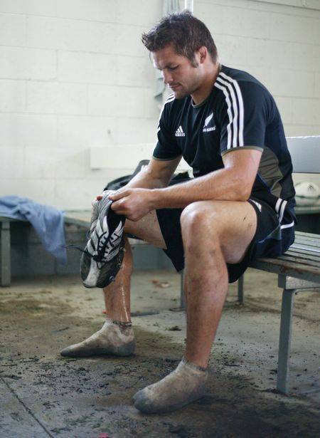 Richie McCaw - RUGBY GOD.