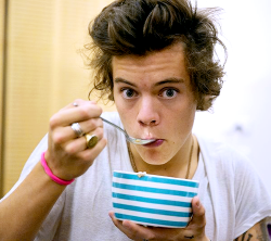 mr-styles:  @onedirection: MORNING! 