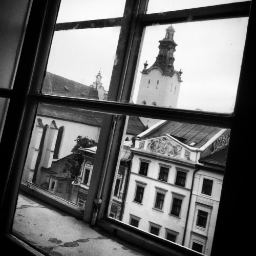 The view from the window in Ratusha Lviv. #Lviv #Ukraine #window #architecture #фотодня #picoftheday