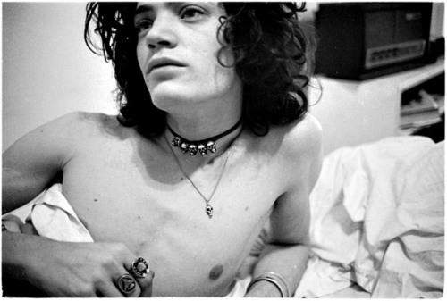 carangi:  Robert Mapplethorpe by Judy Linn 1970 