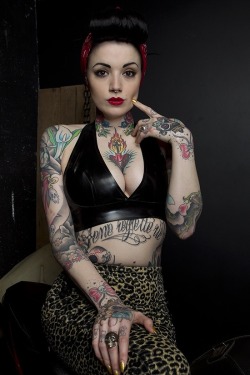 Women with tatoos