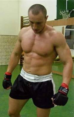 hotfighterslikes:  from warriormale