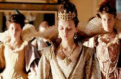3/? of Queen Anne’s dresses:↳ Gold court dress