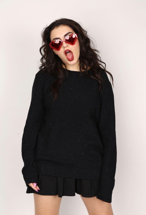 fuckyesxcx:  Charli XCX photographed by Sara Jaye Weiss for the 93.3 FLZ’s Jingle Ball Portraits