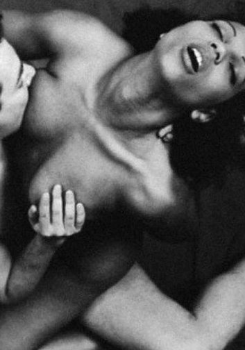 hazeleyes2012:  Devour me