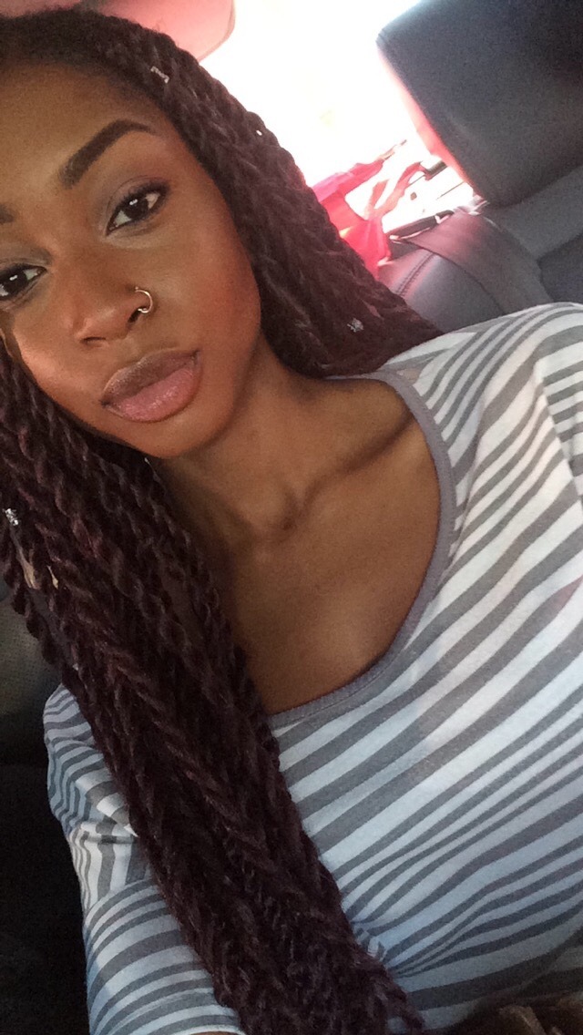 pussypotion:  Tagged by sailorflorana 💞 I tag whycynthia vodkanme