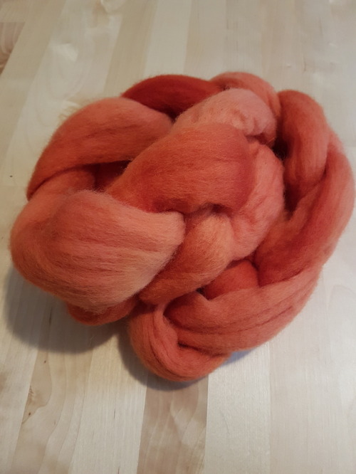 Orange Smoothie roving. 100% wool. Squishy!