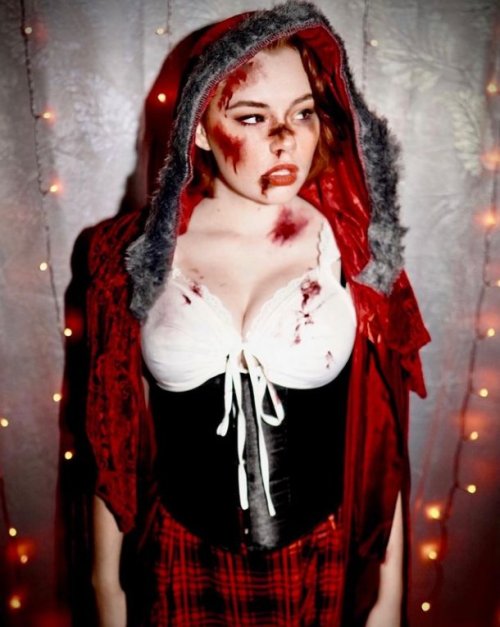 Porn photo “Do you like my Halloween costume?