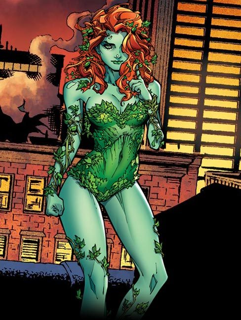 kaedekisaragi:  darkermydesire:  Art by Kenneth Rocafort  Real nice art.  