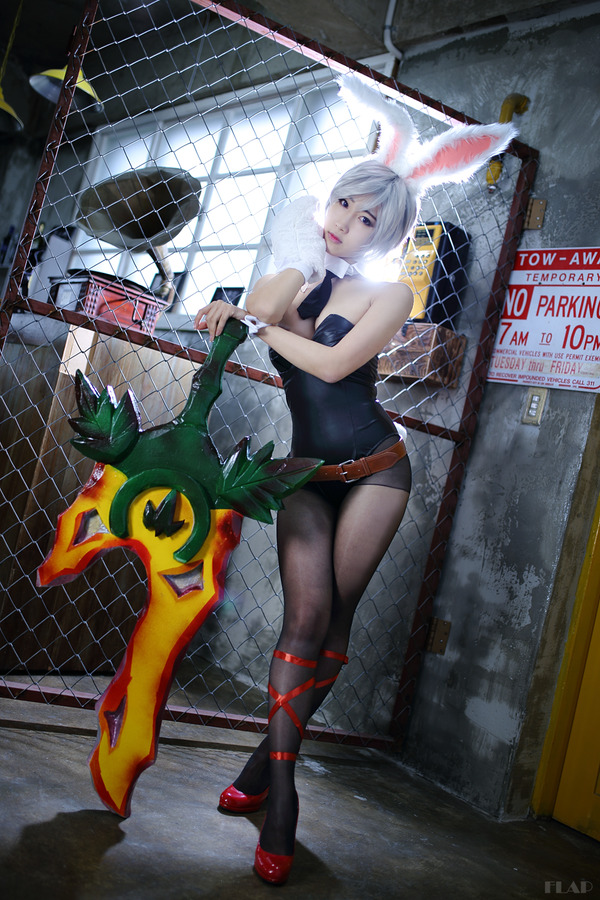 hottestcosplayer:  Hottest Cosplayer features the hottest cosplayers from around