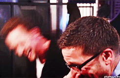 twh-fangirl16:  diddleswithhiddles:  Seeing him genuinely crack-up like that is so