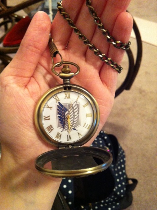 karcuddles:  went to chinatown today and bought the raddest pocketwatch omg 