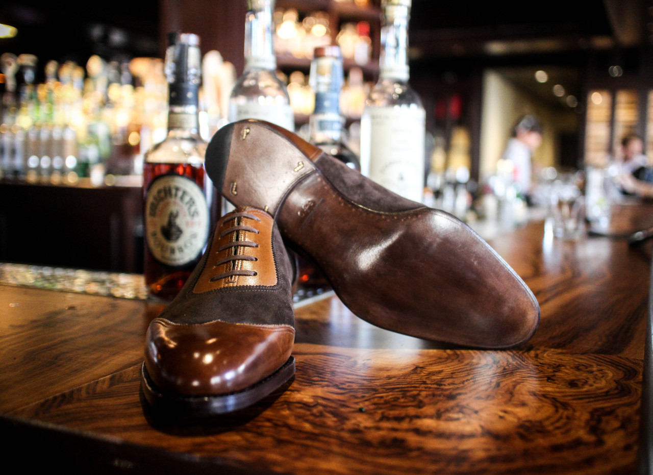 Wingtips at Wingtip
This one’s for the Bay Area shoe aficionados - Phillip Car of St. Crispin’s will be holding a trunk show at Wingtip on Montgomery St. today. There are dozens of ready to wear models to browse in the store, and orders for custom...