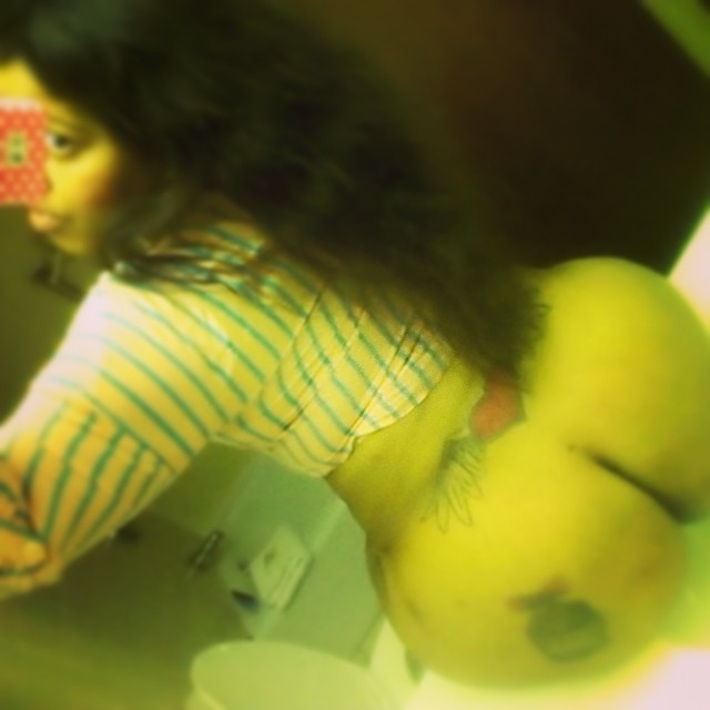 iloveghettobarbie:  Thick ass