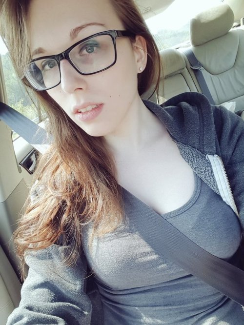 lil-uni:  Random selfies this week :3<3 <3 <3