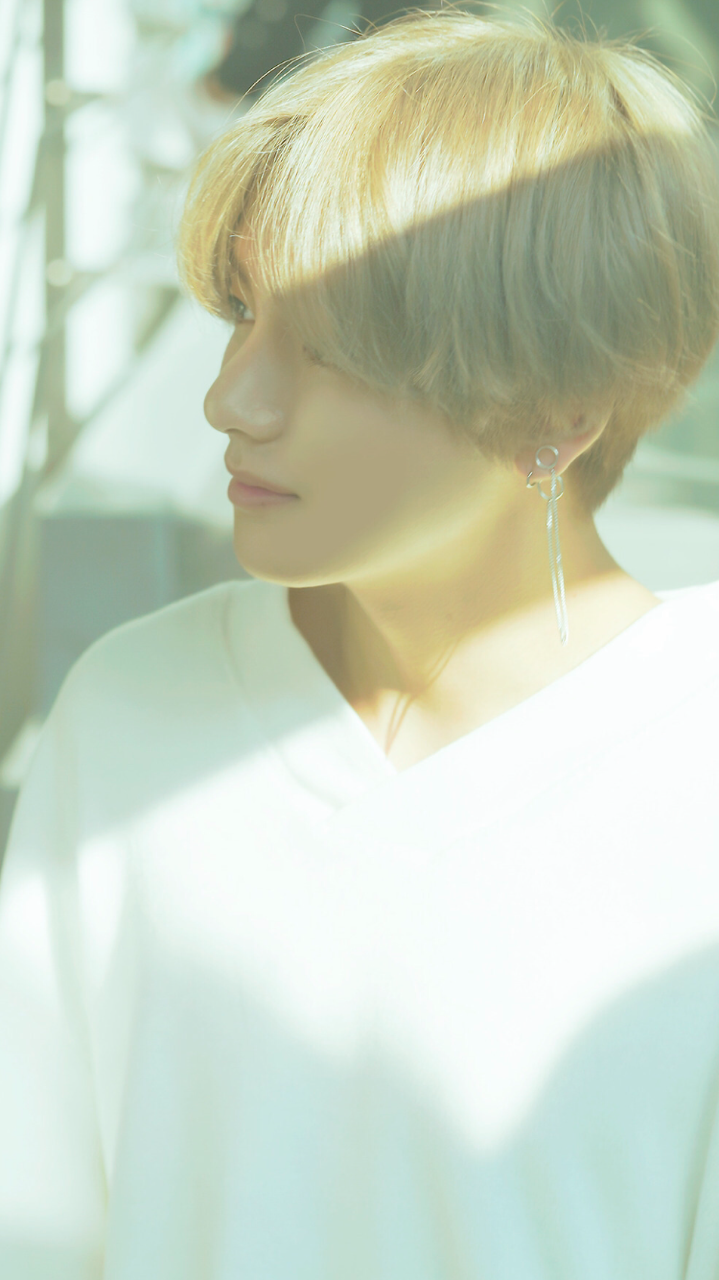 Featured image of post Dna Wallpaper Kim Taehyung / Share the best gifs now &gt;&gt;&gt;.