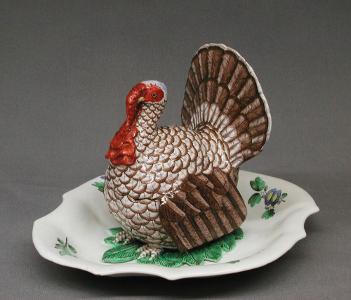 Tureen with cover in the form of a turkey, 1760. Tin-enameled earthenware. Hanau, Germany. Via Metro