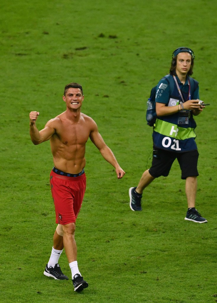 amazingmalenudity:  Cristiano Ronaldo 