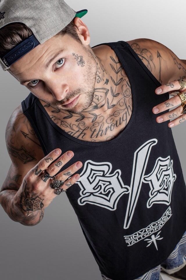 sweetladyatje:  😯😳😍😘☺️
