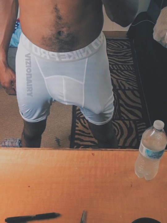 papichampoo89:  vizionairy:  Joshua Not my kind of dick but I’m sure there are some of you out there who love these type dicks 👀 Https://www.Vizionairy.tumblr.com   😍🍆