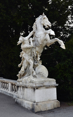 hadrian6: The Horse Tamer. 1892-93. Theodor Friedl. Austrian 1842-1900. Maria Theresien Platz. Vienna. Austria. http://hadrian6.tumblr.com 