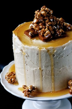 foodffs:  Caramel Corn Caramel Layer CakeReally nice recipes. Every hour.Show me what you cooked!