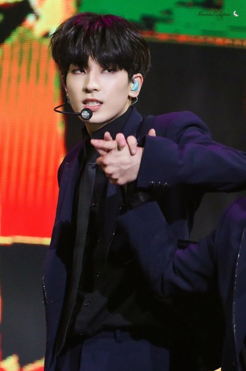  180214 Gaon Chart Music Awards (1/2)© Moon Eclipse | do not edit/crop photo. 