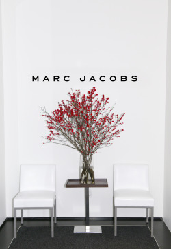 Marcjacobs:  Black And White &Amp;Amp; Red All Over.