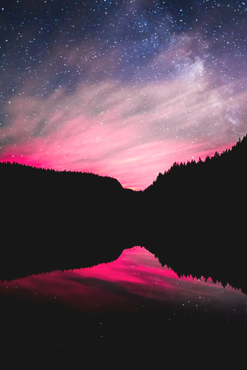 motivationsforlife:  Night Mirror by Bun Lee // Edited by MFL Website // 500px // Instagram // Tumblr // Facebook 