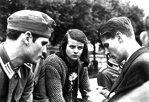 unhistorical:  February 22, 1943: Members of the White Rose are executed. The White