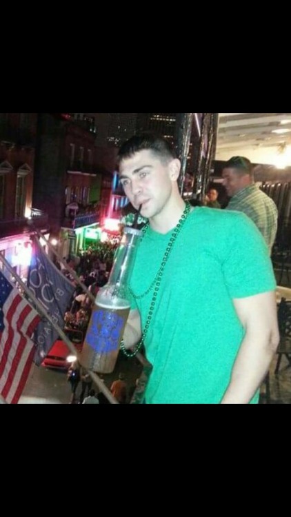 ksufraternitybrother:  25 year old marine in San Diego.  KSU-Frat Guy: Over 81,000 followers and 56,000 posts.Follow me at: ksufraternitybrother.tumblr.com