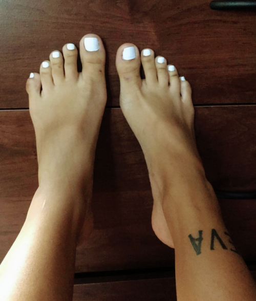 feetArt