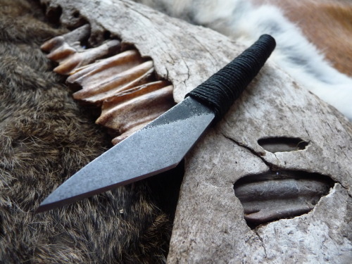 ru-titley-knives:  Black Shrike kiri.  US porn pictures