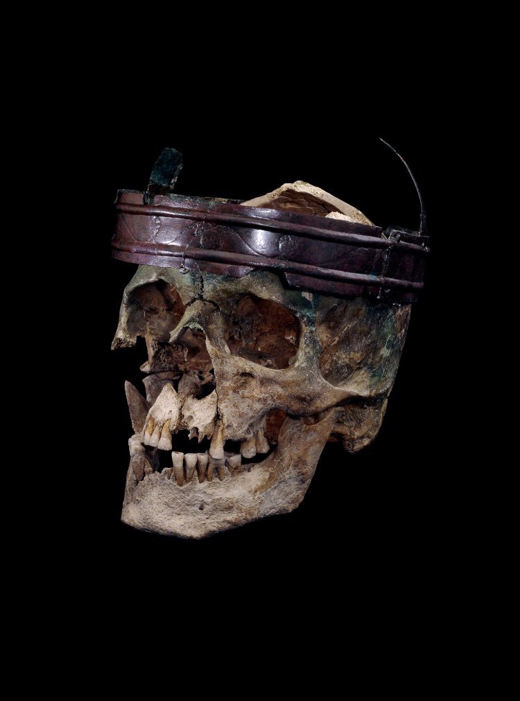 archaicwonder:  La Tène Copper Crown &amp; Its Owner, C. 250-150 BCFrom Mill