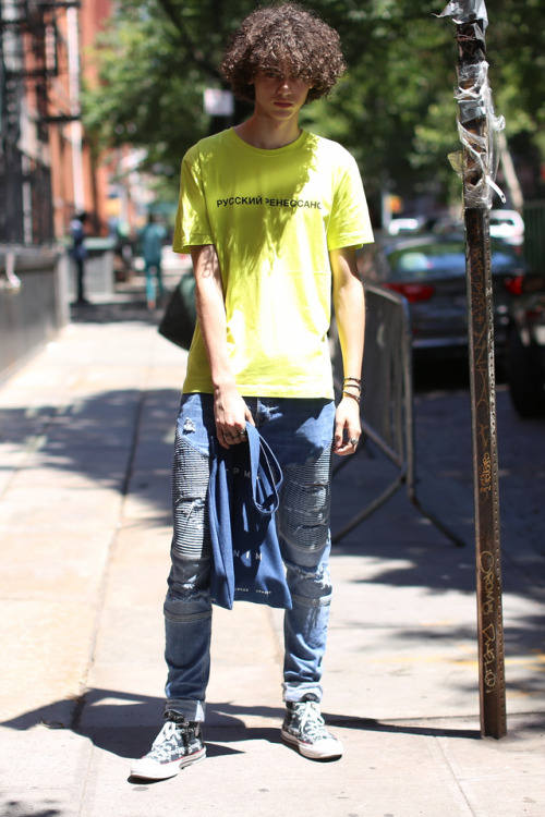 damplaundry: Andrei Dobrin at NYFWM S/S 2019 by Antonio Griffith