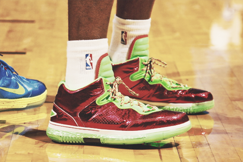 -heat:  LeBron X Wade Christmas Edition shoes 
