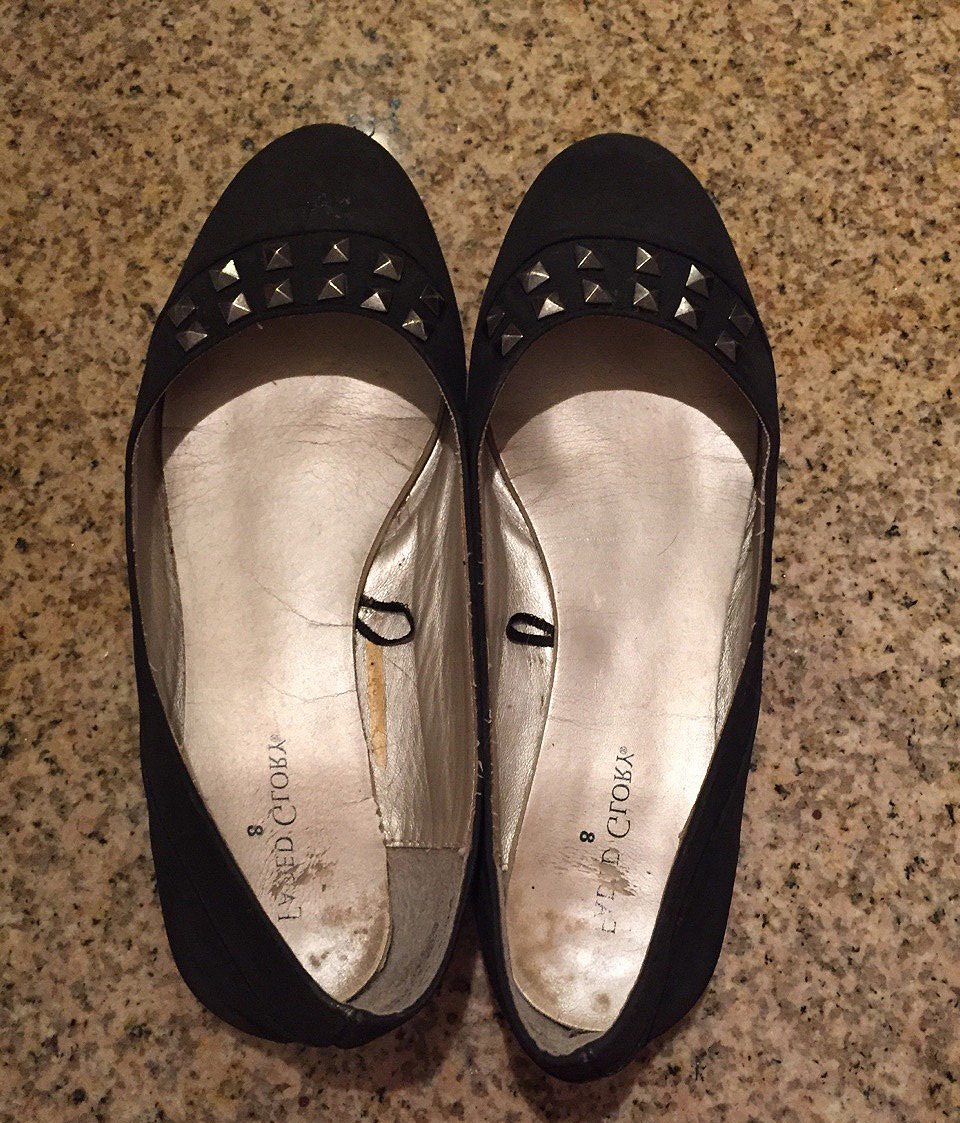 sarahsfeet:  These are some of the last pairs of flip flops/sandals/heels that I