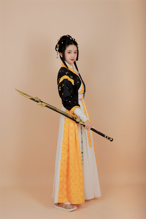 fouryearsofshades:Hanfu x MMORPG 剑侠情缘网络版叁 by 凤翥斋