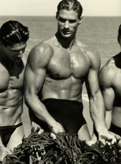 vogue-era:Men With Kelp by Herb Ritts at