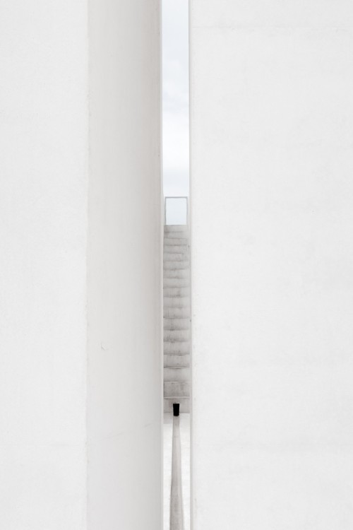 nnmprv:  White Square by Danni Karavan. Photos by Richard Jochum. You can find me: Instagram | Pinterest | Behance