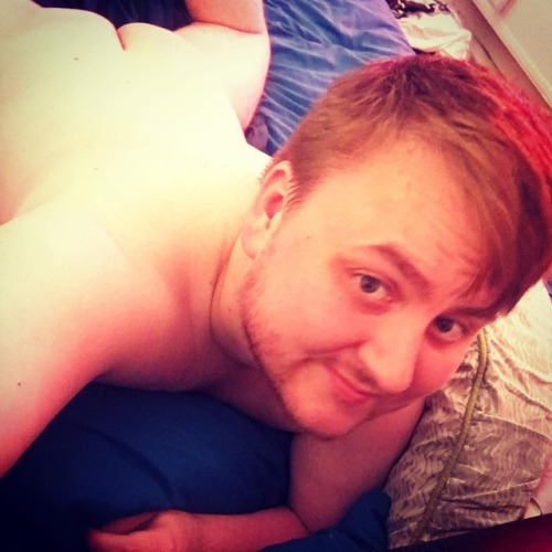 Is it bad I’ve spent most of my day off in bed? #gay #instagay #gaycub #gaybear #gaychub #stockygay 