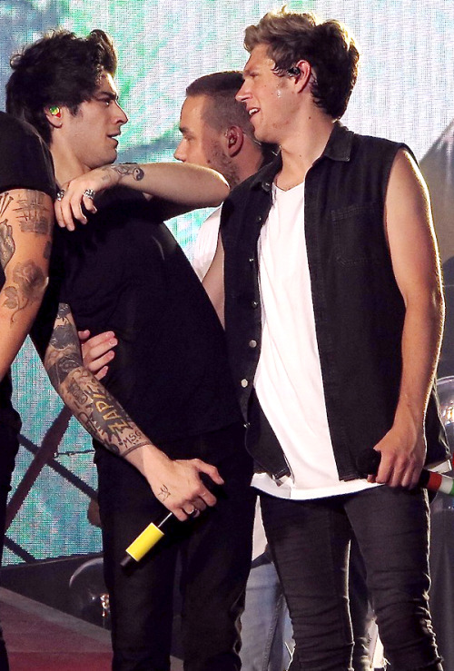 criminiallar:  MetLife 4/8