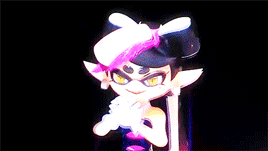 meme12345bunny:  Callie at the Squid Sisters Japan Expo performanceMarie   my Callie~
