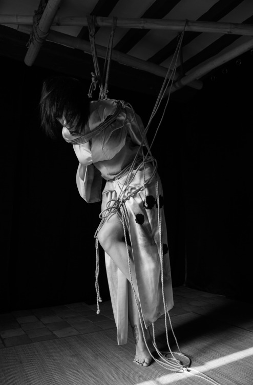 Private afternoon with Katja KatModel : @tykarsFull set : ropesession.com/Ropes/photos/#!ligh