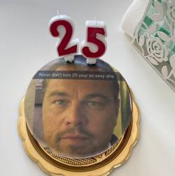 shittymoviedetails:Send this birthday cake to a friend