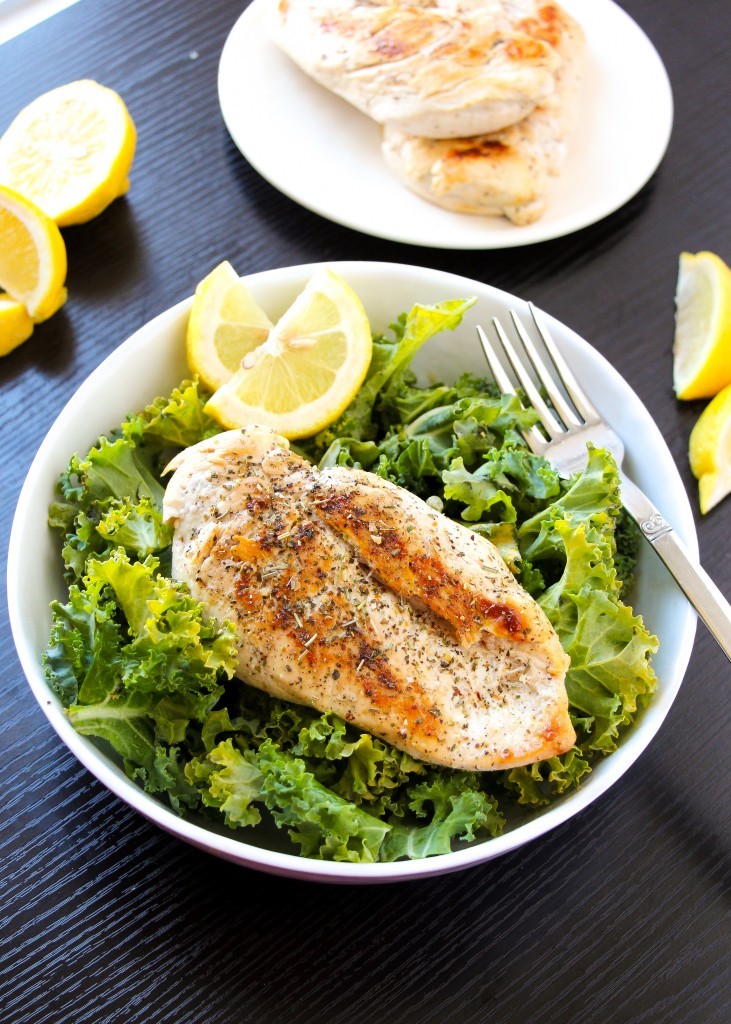 foodffs:  5-INGREDIENT LEMON PEPPER CHICKENReally nice recipes. Every hour.Show me